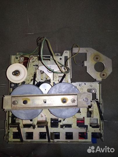 Лентопротяжный механизм