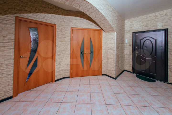 2-к. квартира, 68 м², 7/10 эт.