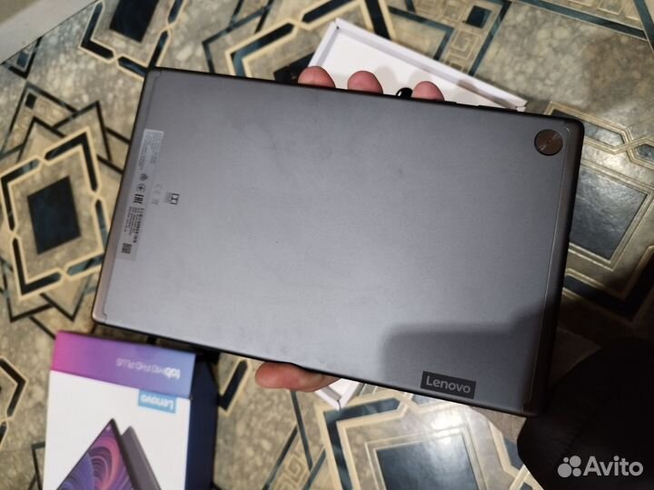 Планшет Lenovo M10 FHD Plus TB-X606X