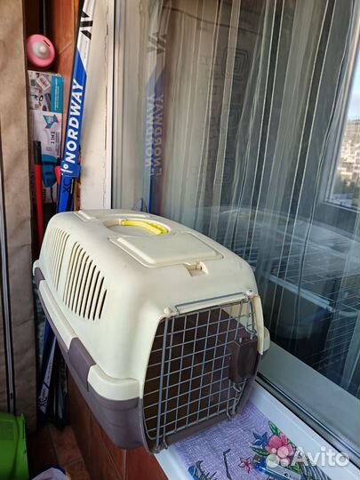 Переноска для животных пластиковая