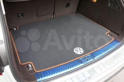 Коврик VW Touareg II в багажник ворсовый