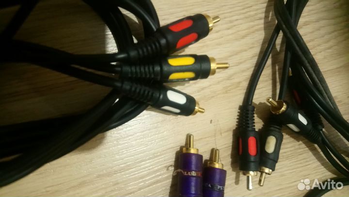 Продам акустичнский кабель