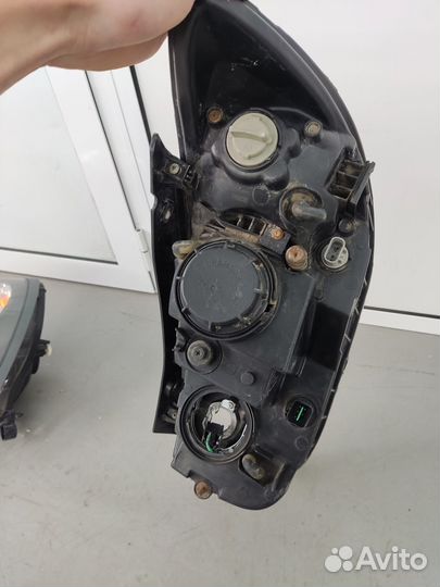 Оригинальная правая фара (Галоген) Хендай Санта Фе