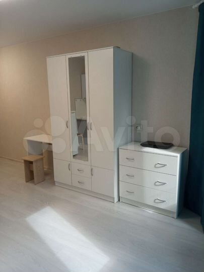 3-к. квартира, 91 м², 1/17 эт.