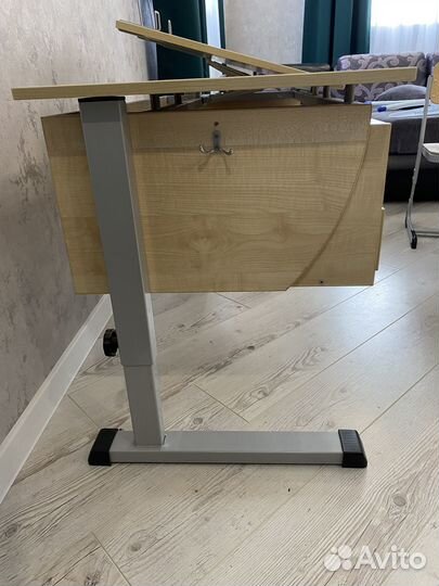 Растущий стол парта