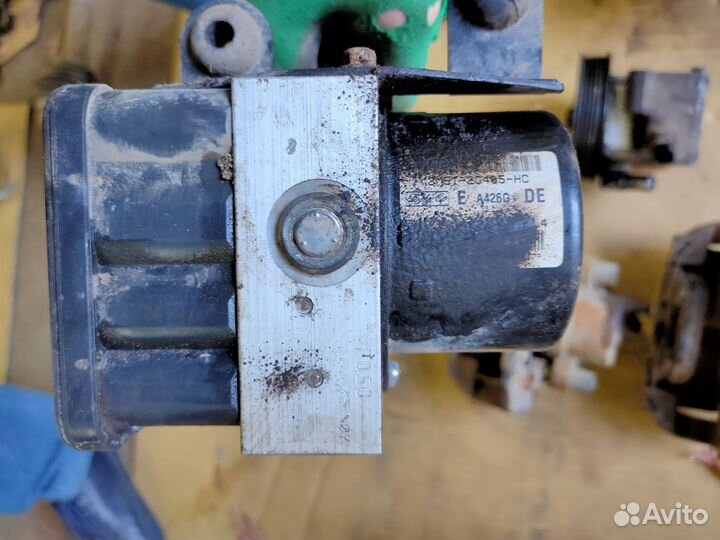 Блок Абс насос Abs Ford Focus 2 2005-11