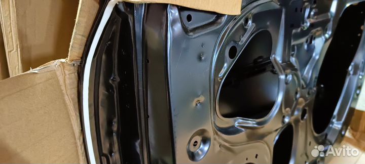 Дверь передняя правая Rio X Line 76004H0500