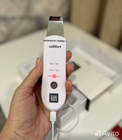 Массажер лица - УЗ чистка лица