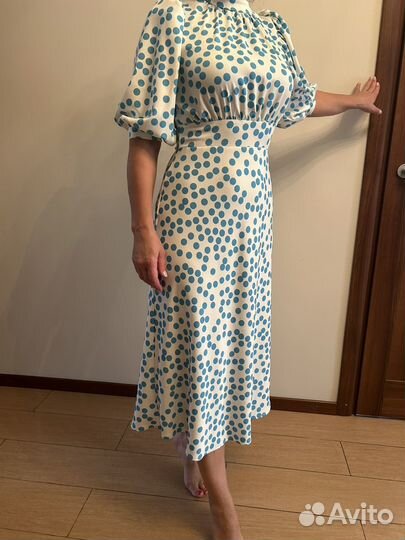 Нарядное платье