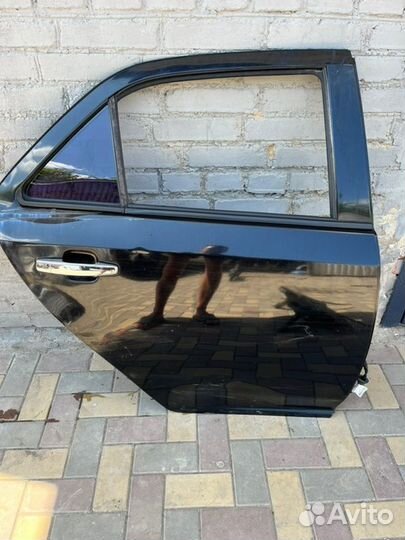 Дверь задняя правая Geely Mk MK MR479QA 2010