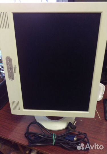 TFT монитор Fujitsu Siemens scenicview P15-1A