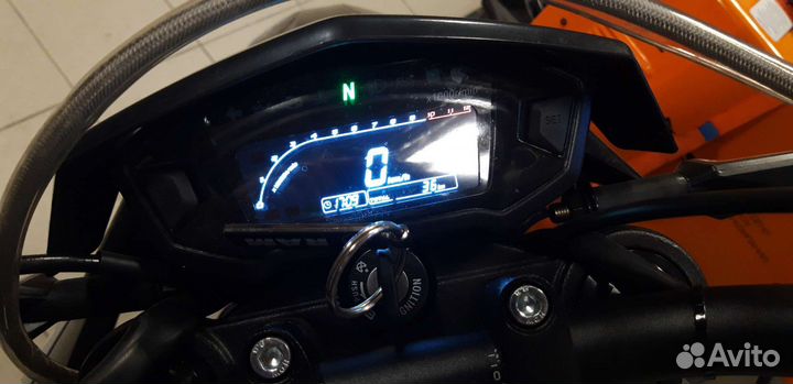 Avantis,LX300