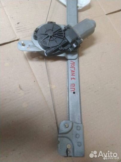 Стеклоподъемник передний правый Renault Logan