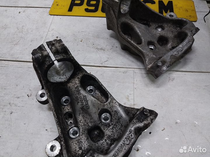 Опора поворотная правая левая передняя F30