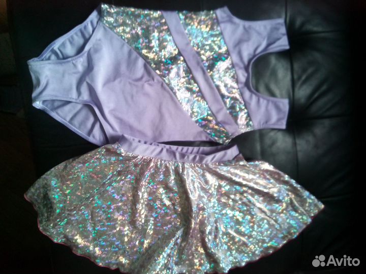 Продам купальник с юбкой