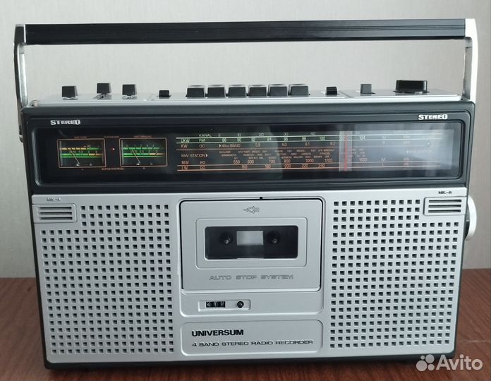 Магнитола Universum CTR 2388