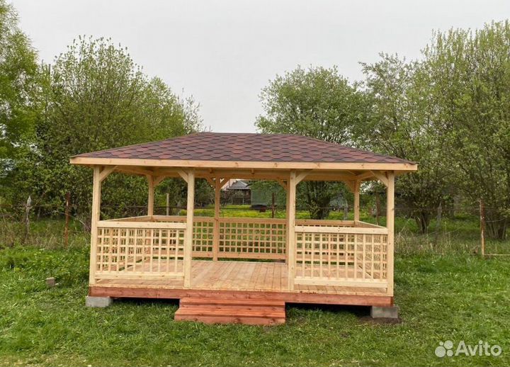 Беседка из дерева