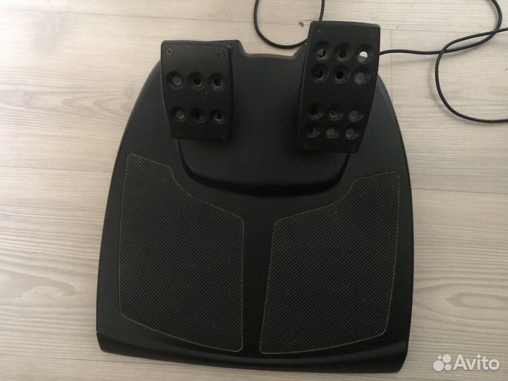 Руль для пк logitech momo