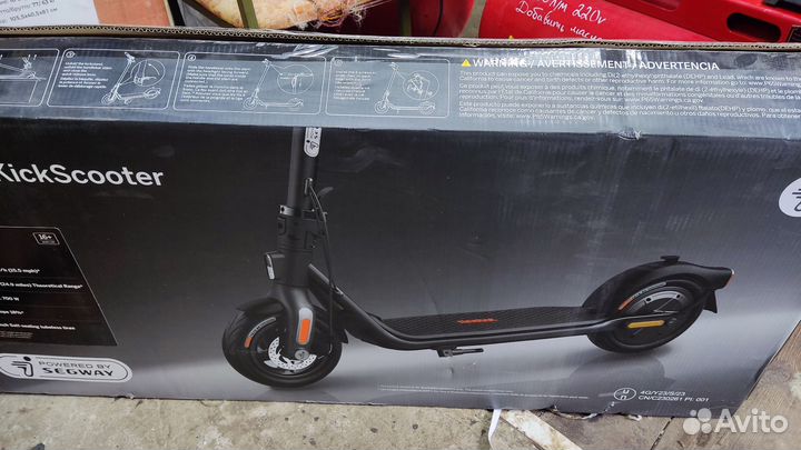 Электросамокат Ninebot kickscooter F2