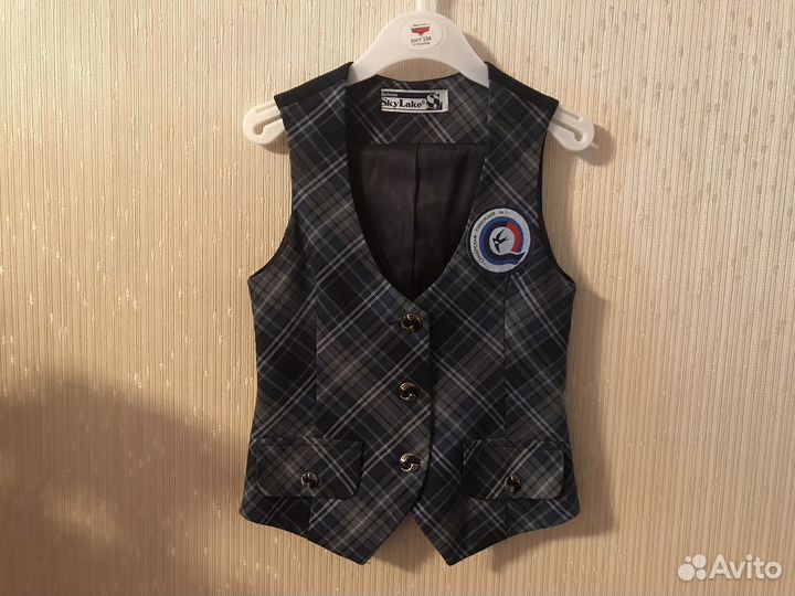 Школьная форма для девочки 1-3 кл (140 - 146 см)