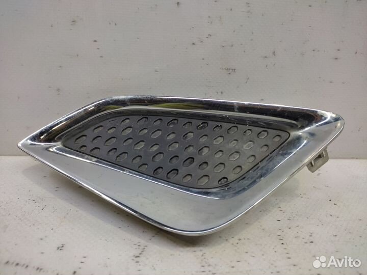 Накладка бампера передняя левая Mitsubishi