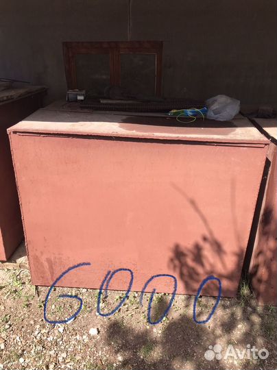 Железные баки