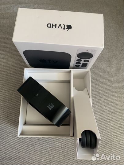 Apple tv 4 HD 32gb без пульта