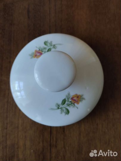 Блюдо и крышка от сервиза ГДР