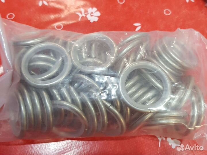 Крючки и кольца для карниза