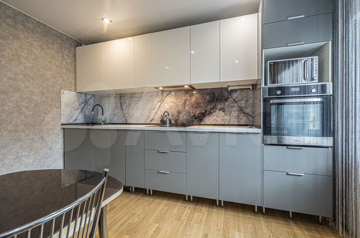 2-к. квартира, 60,3 м², 6/10 эт.