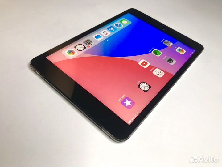iPad Mini 3 WiFi + SIM Отличный