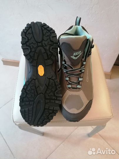 Ботинки женские зимние