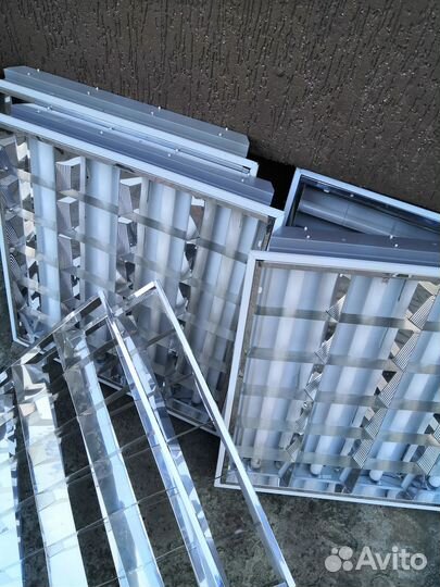 Светильник офисный