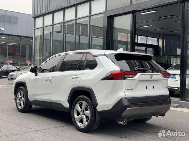 Toyota RAV4 2.5 AT, 2021, 16 540 км