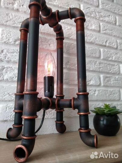 Светильник-лампа в стиле лофт