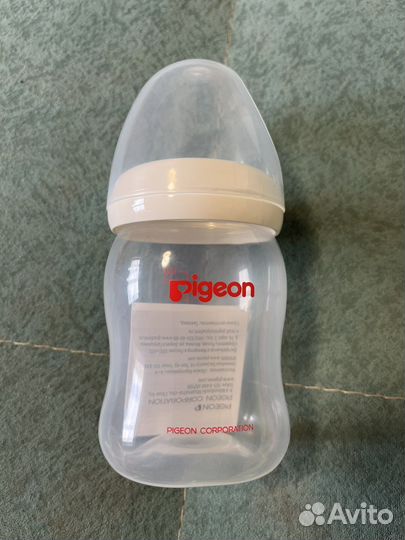 Бутылочки для кормления pigeon 160мл новая