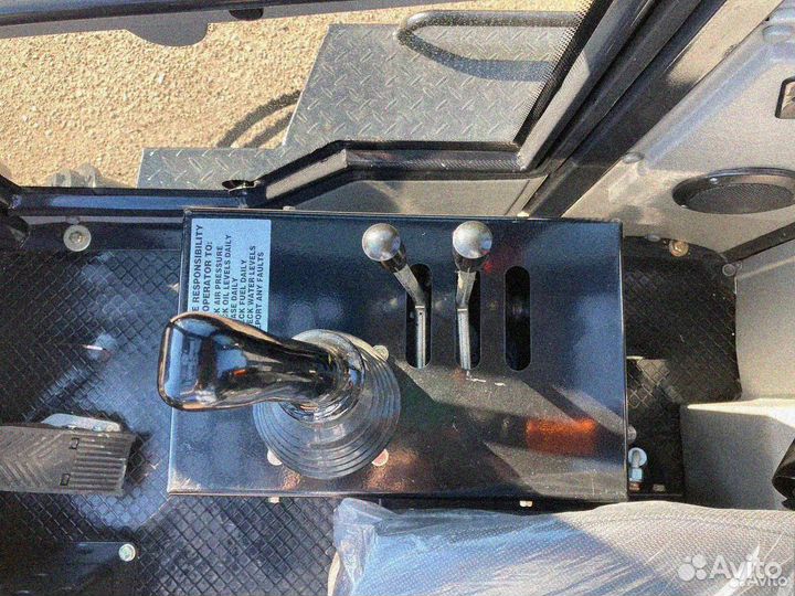 Телескопический погрузчик Builder TL20, 2023