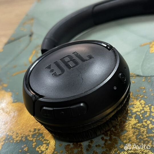 Bluetooth-гарнитура JBL Tune 510BT