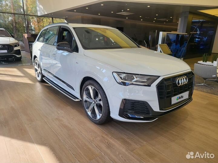 Audi Q7, 2022