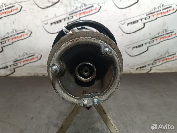 Стойка ходовки BMW 3-series E46 передняя левая 31316750785 2WD KE500