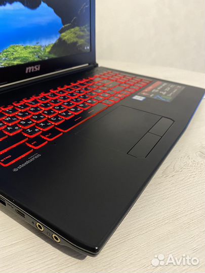 Ноутбук MSI i7-7700hq gtx 1050ti