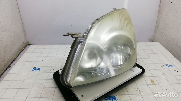 Фара 8117013260 Toyota Corolla Verso (2001-2009)