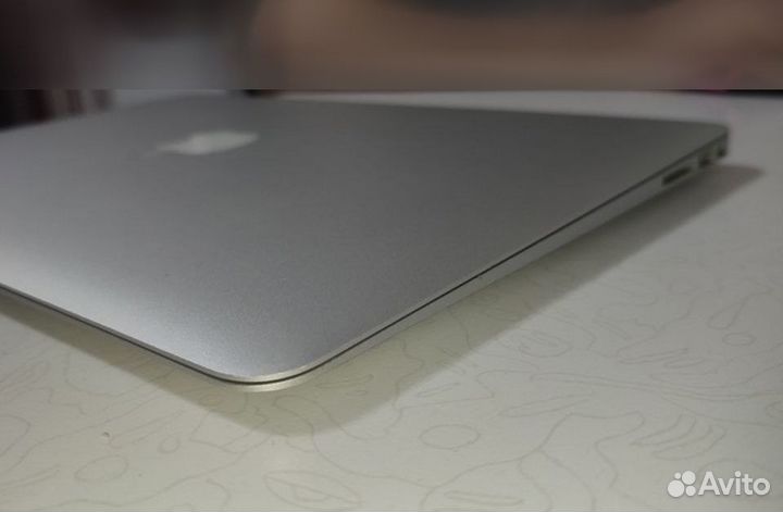 Macbook Air 13 Mid 2011 A1369 4/256