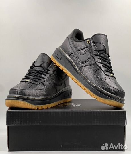 Кроссовки Nike Air Force 1 Luxe с мехом