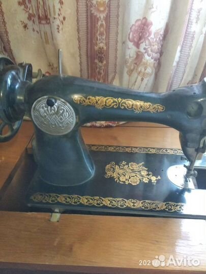 Швейная машинка