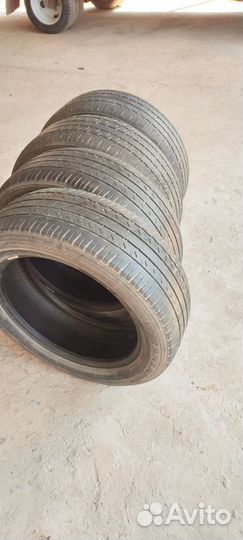 Bridgestone Turanza EL400 215/55 R17 и 215/55 R17