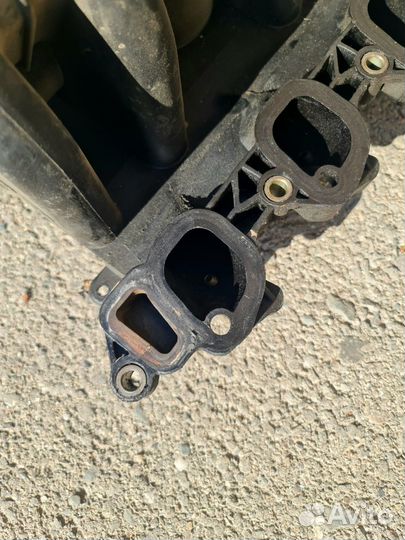 Впускной коллектор Ford Эксплорер 3