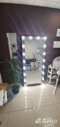 Гримёрное зеркало ростовое