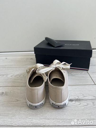 Tommy hilfiger кеды женские 36