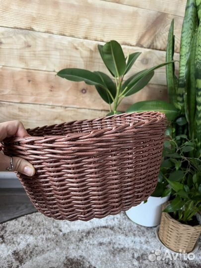 Плетеные корзины из бумажной лозы